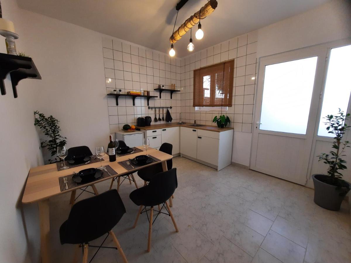 Elia Boutique Studios Kalithies エクステリア 写真